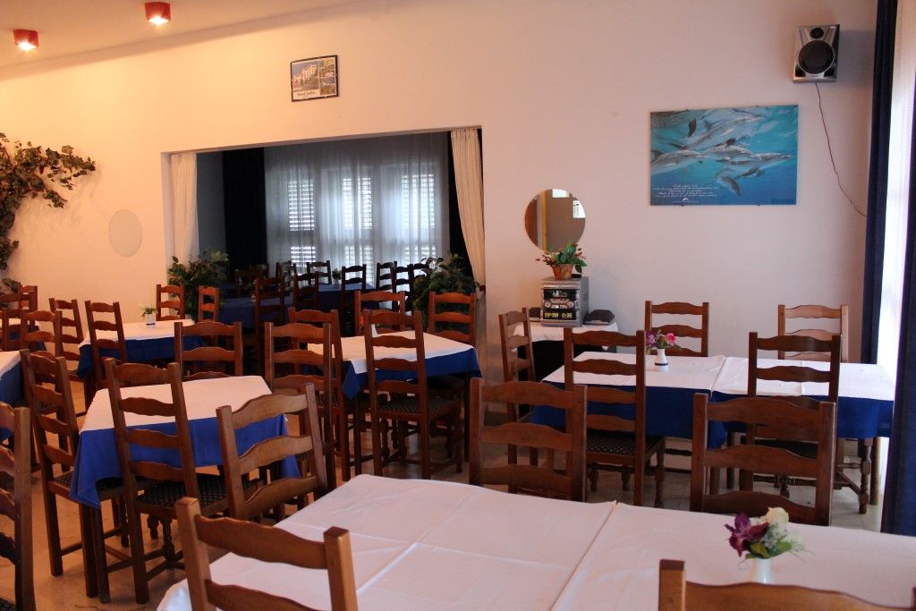 Hotel Delfin Omisalj Exterior photo